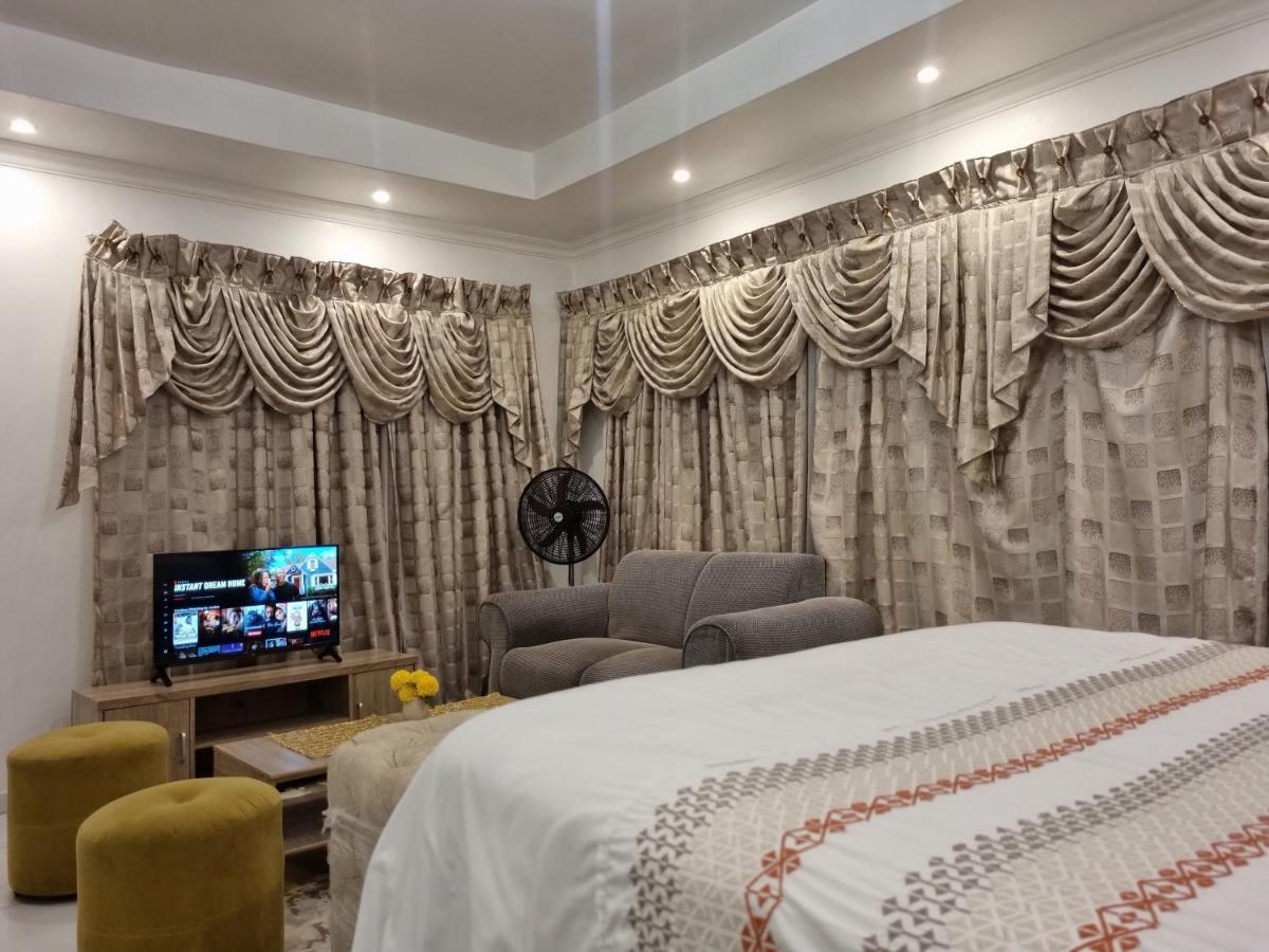 Sheadore Lodge And Beauty Spa Roodepoort Dış mekan fotoğraf